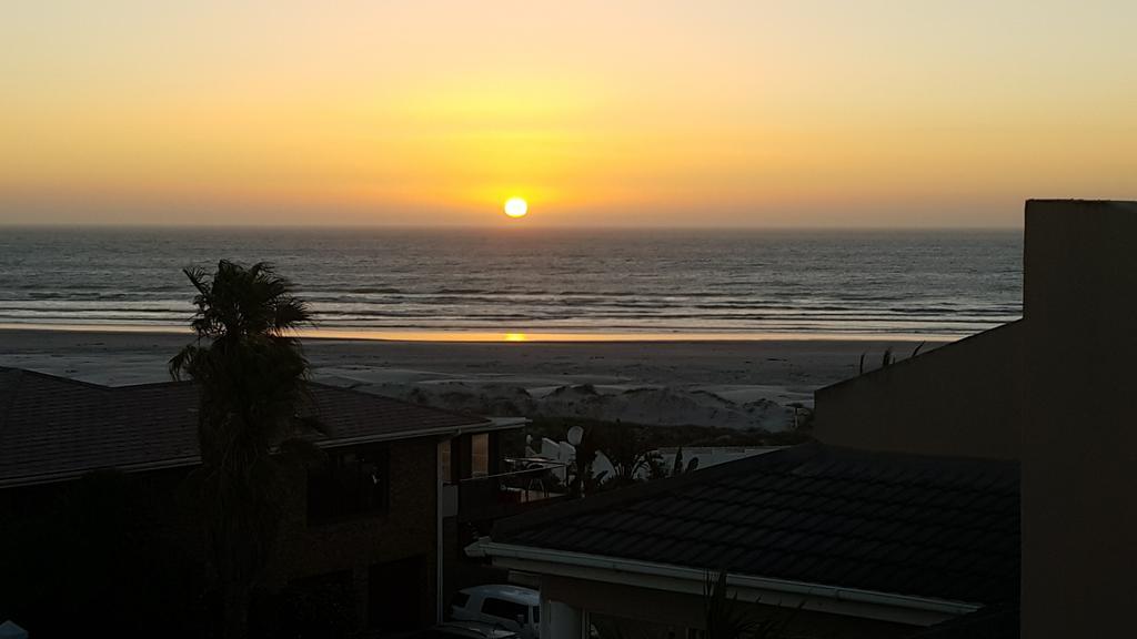 Atlantic Loft - Open Plan Apartment With Sea Views Melkbosstrand Luaran gambar